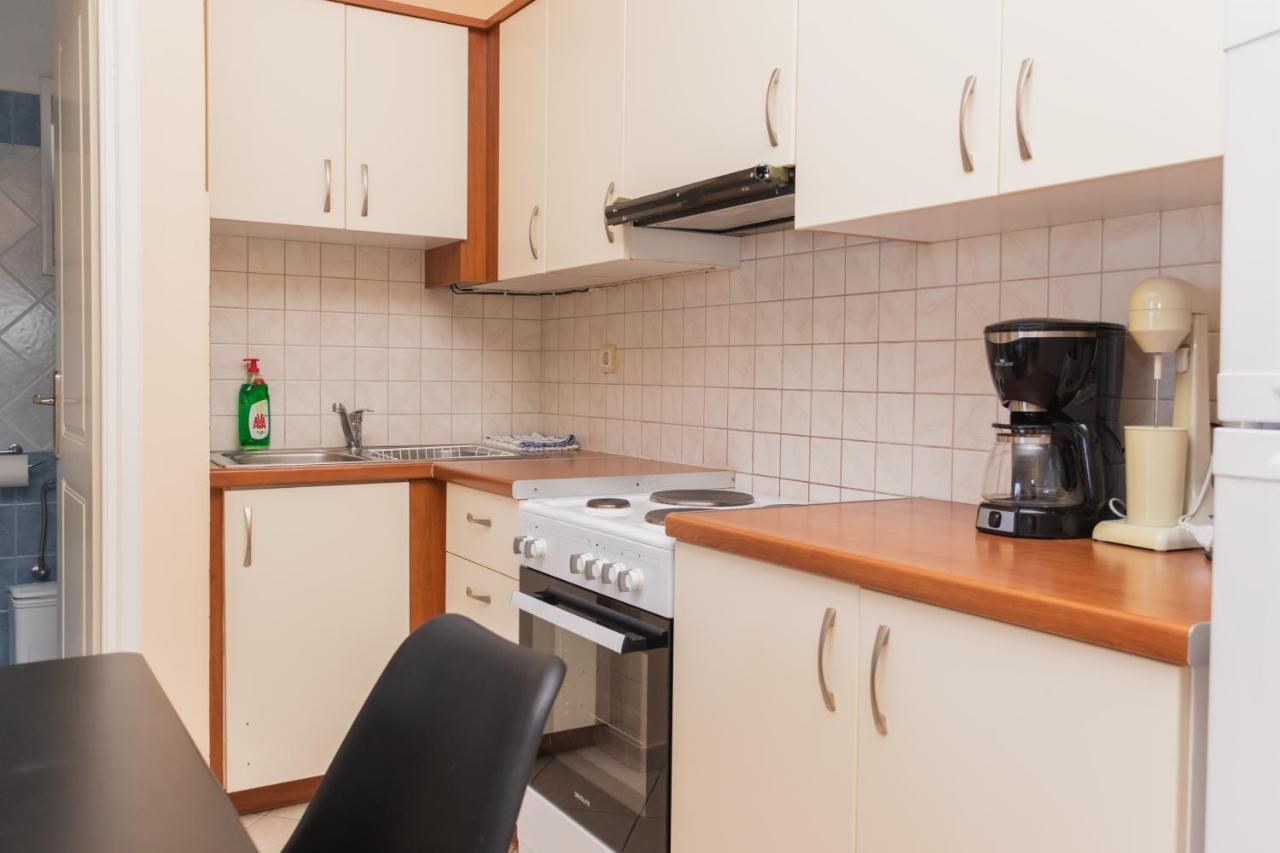 Sunday Apartments نافبليو المظهر الخارجي الصورة