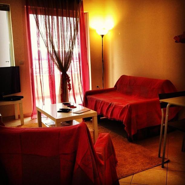 Sunday Apartments نافبليو الغرفة الصورة